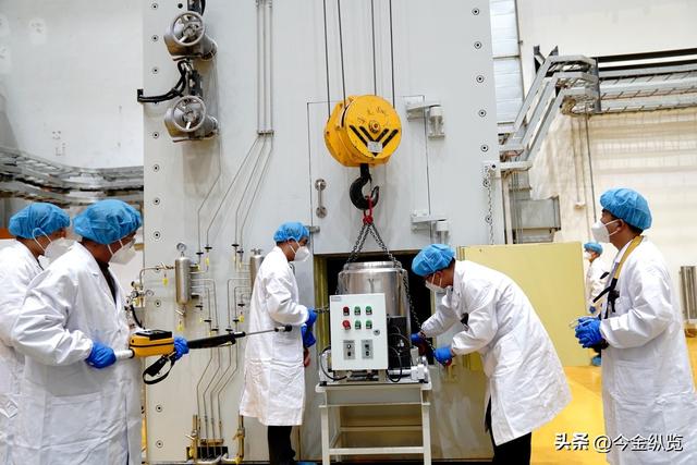 重磅官宣！中国连干两件“逆天”大事，能源史天翻地覆，世界惊呼