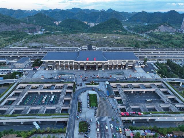 贵州省下一个“贵阳”，不是毕节也不是黔南，而是这座低调的城市