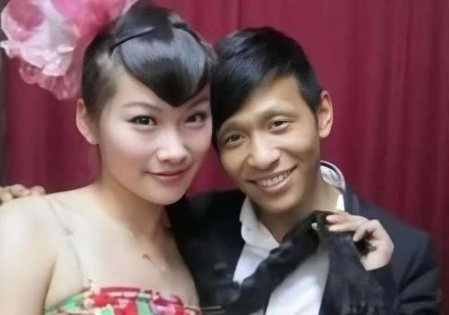 “牡丹花下死，做鬼也风流”！如今，谁也救不了风流成性的宋小宝