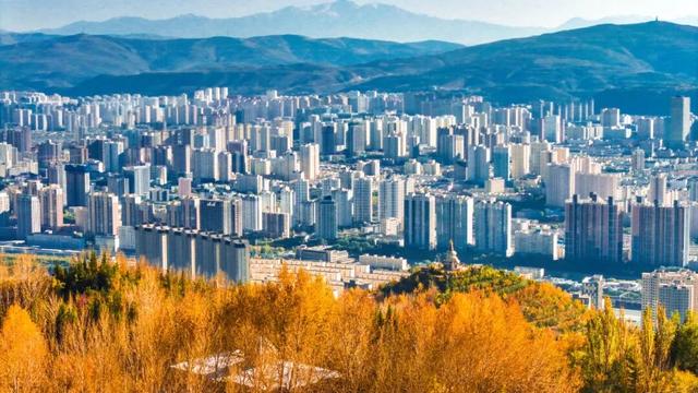 西宁发布八条秋季精品旅游线路