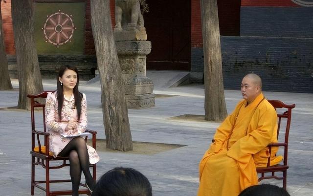 李敖没说谎！直到李湘少林寺旧照曝光，才发现释永信面相早就变了
