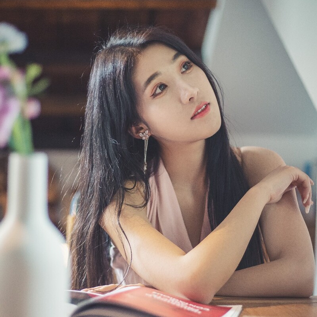 北京才女征婚出上联：田字分家四个口；才子妙对下联促成一段良缘