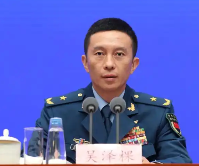 九三阅兵安排公布，特朗普没等到中方邀请，先收到中国的反制警告