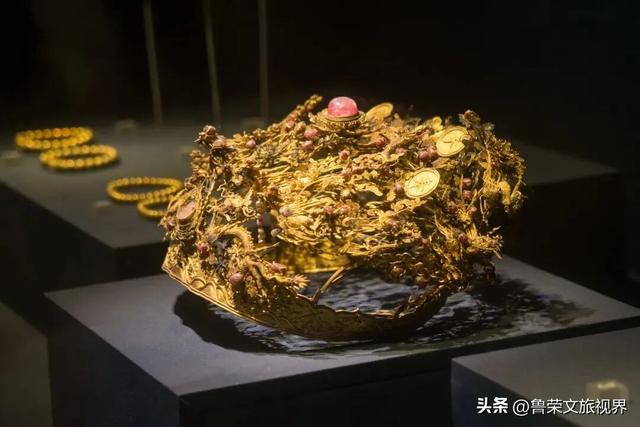 博物馆里的时光回响：藏在文物中的中国千年故事