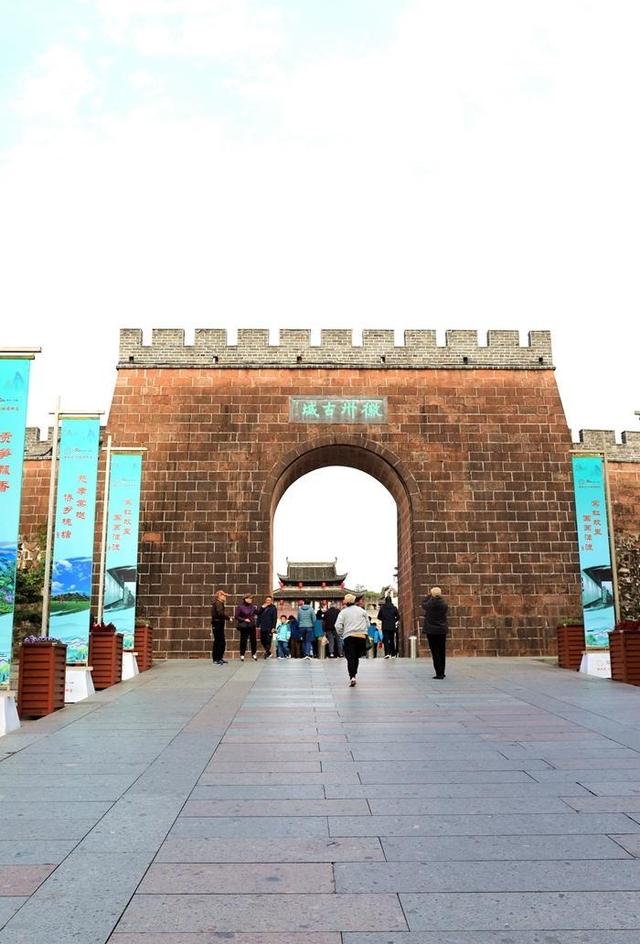 游安徽屯溪老街和徽州古城