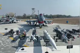 在俄乌两国面前，中式组合拳将锤死印度S-400，巴铁空军练明白了图片