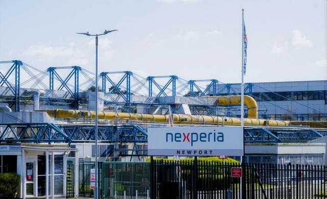 英伟达100%退出中国！荷兰被美国坑惨，经济大臣紧急求见中方