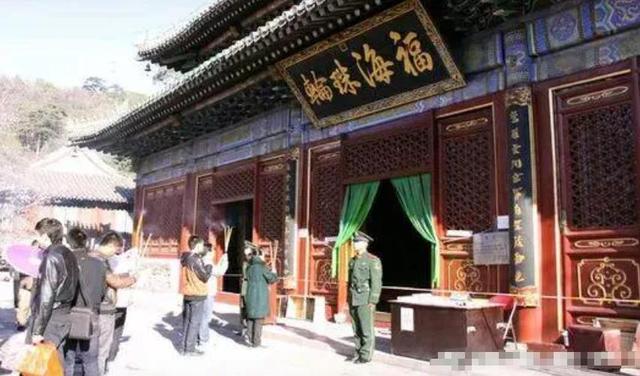 中国有一古庙，庙不大，却有武警全天站岗，到底有什么过人之处？