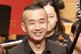 二胡也时尚 高韶青在琴台掀起“新民乐”风潮图片