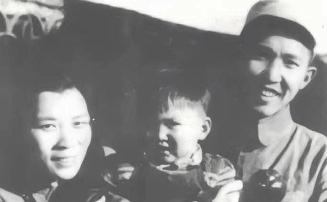 67年，傅崇碧被查出将30多位老干部藏在卫戍区，毛主席：我让办的