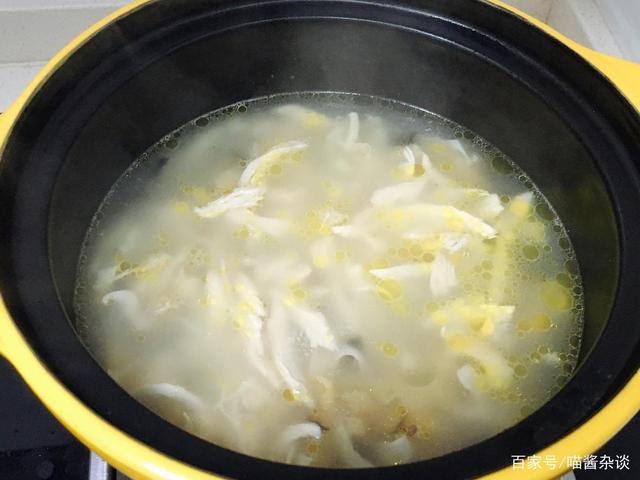 花胶鸡丝炖奶 2026年花胶鸡丝炖奶汤的做法