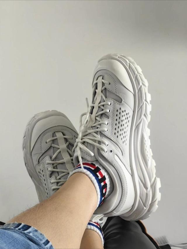 白色的托亚永远经典