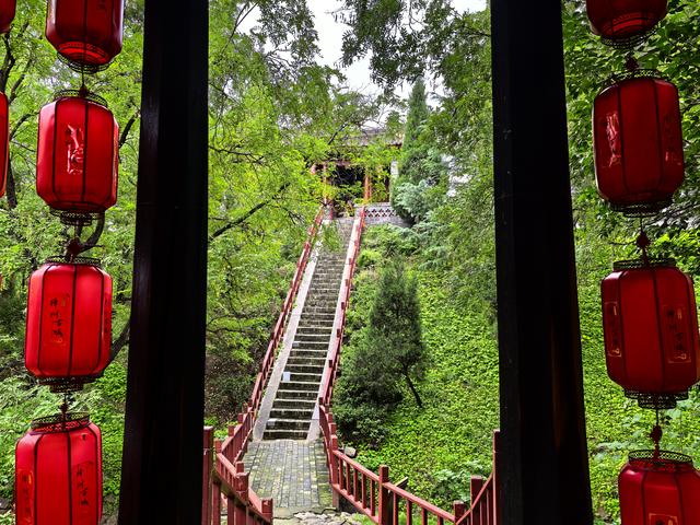 2025年稻城亚丁自驾之旅（7）绛州署