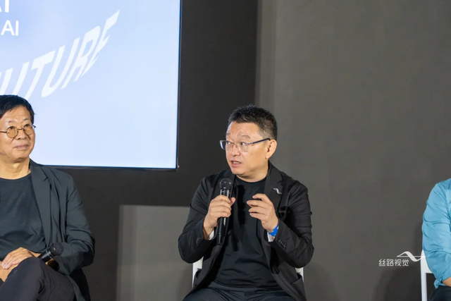 大湾区设计文化新地标：深圳湾文化广场开幕试运营