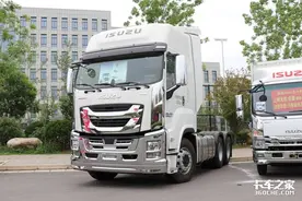 520马力发动机+AMT+小速比，五十铃巨咖VC66堪称最有辨识度的重卡图片