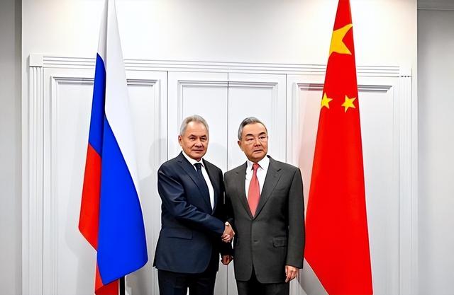 日本通告全球，将强登钓鱼岛？中方立马给出反应	，俄罗斯选边站了