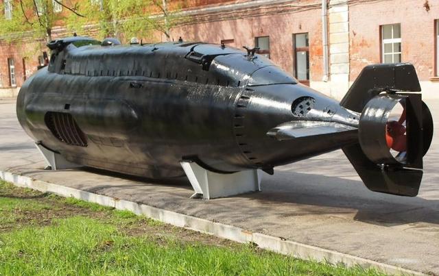 狂妄至极！北约叫嚣毁灭莫斯科，普京搬出大杀器拿比利时杀鸡儆猴