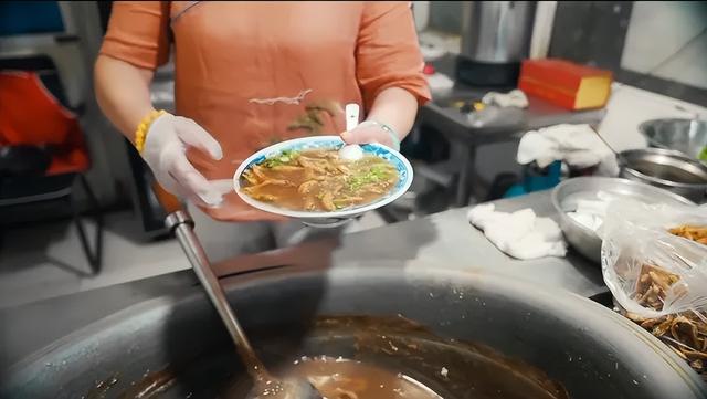 街巷里的“三层河南味”，你尝过几个？