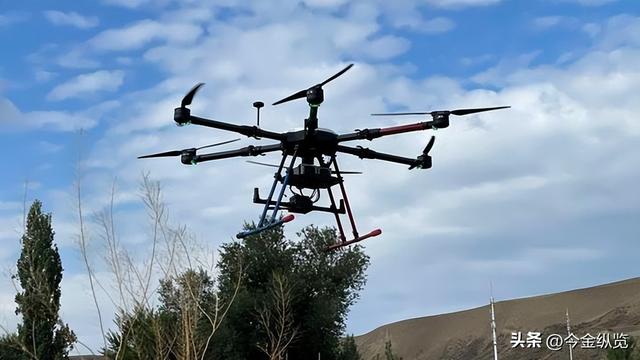 8000米"黑飞"危机！万亿低空经济暗藏杀机，大疆能守住安全底线吗