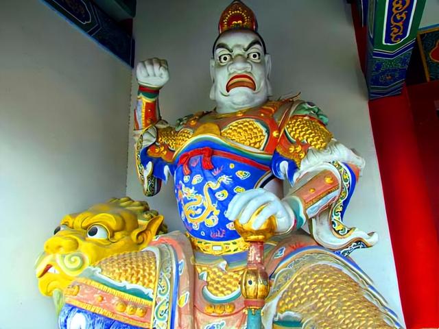 河南旅游：观中原大佛 赏神奇尧山纪行（图）