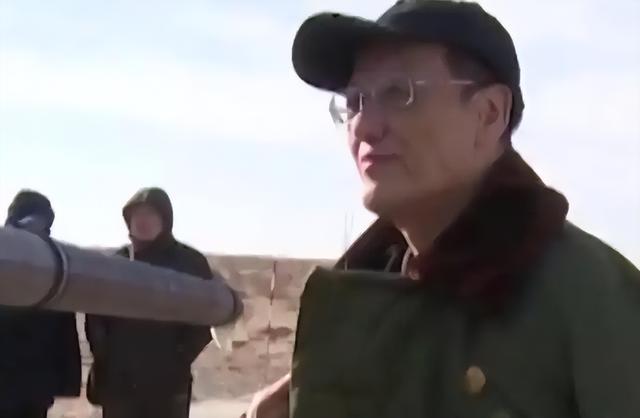 美俄都没攻克的难题，被中国一老头突破，奖励1000万他全捐了