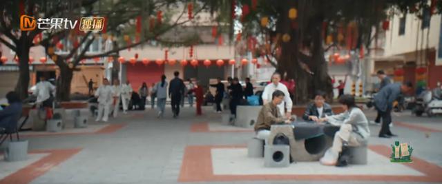 来厦门旅游偶遇张予曦、毕雯珺!追热剧游厦门新玩法~