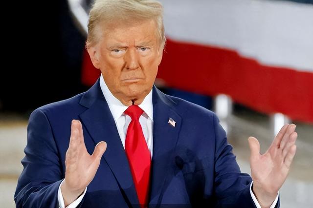 迫不及待要访华？特朗普对中国说辞变了，直言与中国关系改善，中方的回应不简单