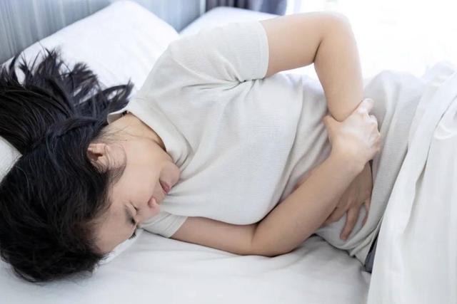女人有没有妇科病，看脸就知道？脸上有几种表现，说明你要当心了