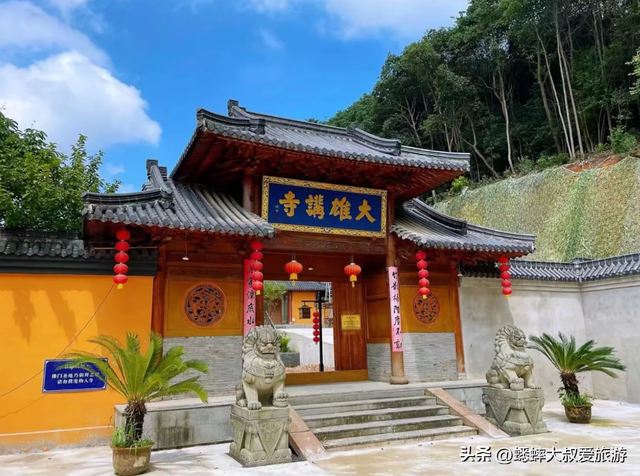 杭州六大低调宝藏寺庙来了，皆可自驾到达，其祈福游玩观景俱全！
