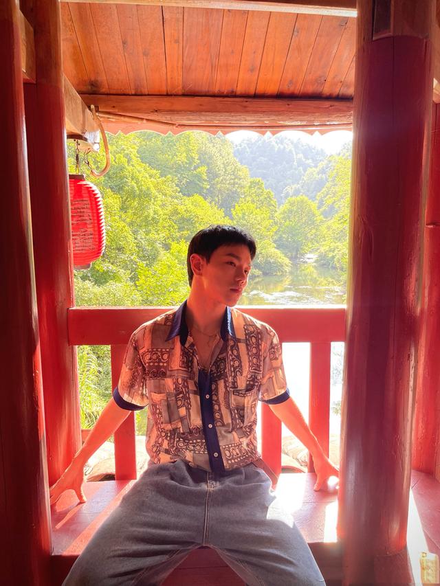 青年舞者解晓东去世，仅30岁，曾登上央视春晚，还有18天过生日