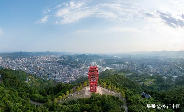 凤凰山：川北群峰间的历史褶皱，藏着张献忠的生死与秘宝传说