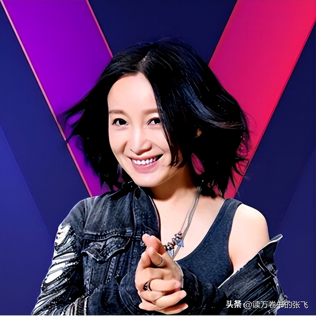 她连上5次春晚，私下却和恩师同居怀孕被骗流产，今57岁依然单身