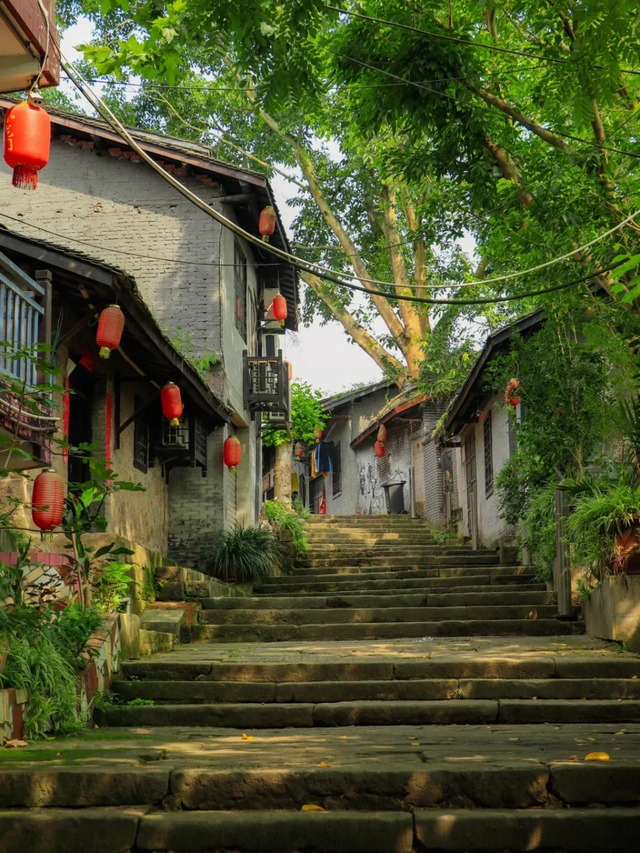 地名里的重庆 | 合川草街：从水运码头到抗战纪念地，每一寸土地都有故事