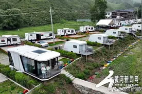旅游新风尚 五台山房车露营基地成游客“新宠”图片