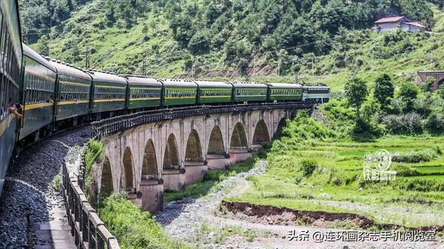 彝路风情绿皮车“5633”：