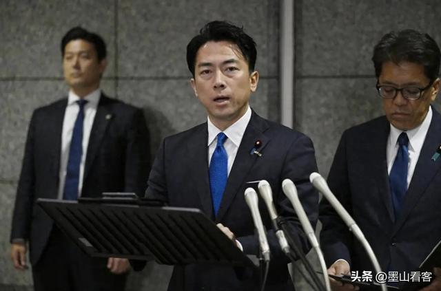 辽宁舰逼近日本本土，高市已酿成大祸，最后关头	，被要求立刻辞职