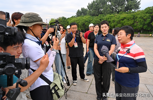 跟着蒙曼游秦皇岛 ！开启一场充满文化韵味的旅程