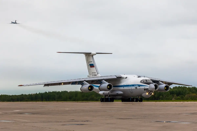 俄军运输机队老化严重，俄军迷焦急支招：干脆找中国买运20算了