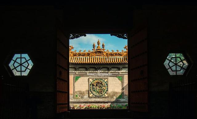 太原自驾2小时，抵达鲜为人知的“琉璃王国”，城内所有景点免费