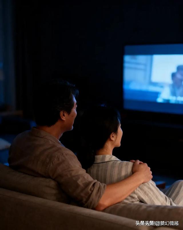 两性关系:女人说“我去洗澡了”,其实就是在告诉你这3件事情!