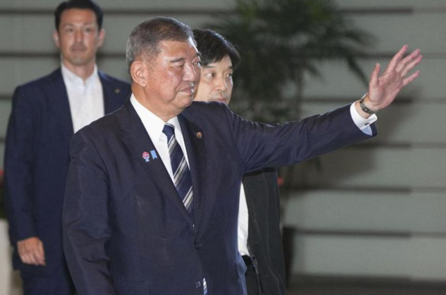 石破茂为何执意辞职