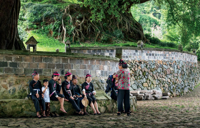 宋轶畲族“凤凰装”美出圈！带你打卡福建的宝藏畲村