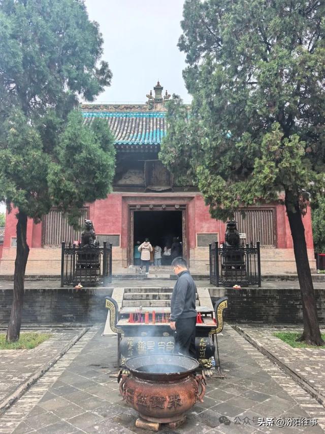 汾阳往事｜汾阳一日，踩着贾樟柯的镜头，走进电影里的故乡