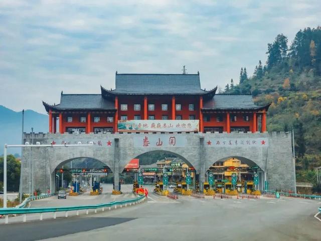 国庆“趣”遵义 | 收藏！线路大合集，解锁醉美遵义N种玩法！
