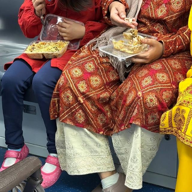 东北澡堂接待印度人濒临倒闭后续：商家回应，都是客人没办法拒绝