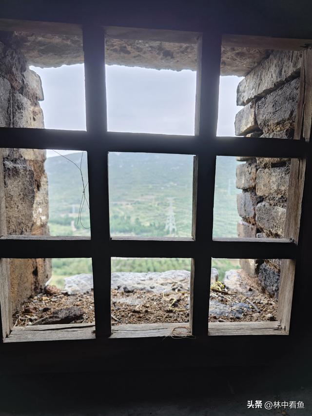 安阳许家沟二龙山，一座建在峭壁上的宫殿，布局精妙，别有洞天