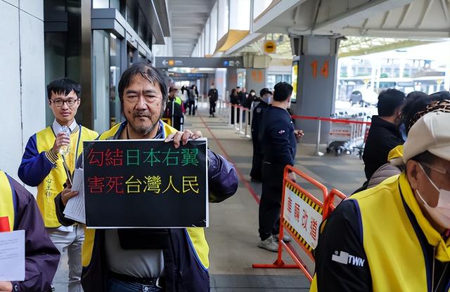 在日“汉奸”窜台叫嚣，大陆12字淡定回应！4艘055列阵压向日本