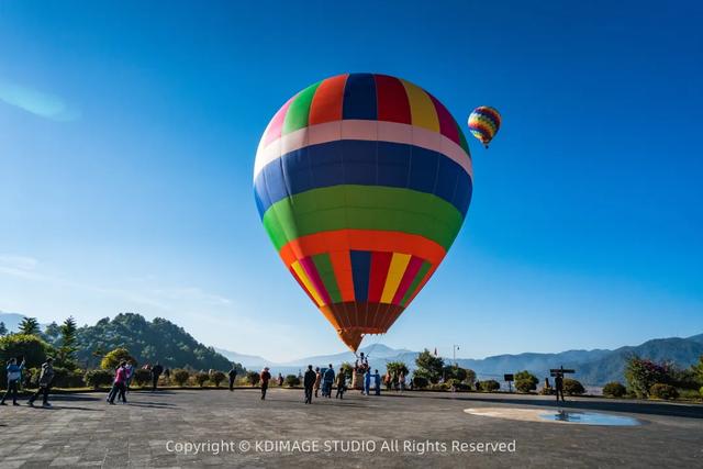 我愿称腾冲为秋季的天花板!银杏、温泉、古镇,来过的人都不想走