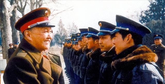 77年邓华复出，叶剑英问他有何要求，邓华：让我老哥重回部队工作