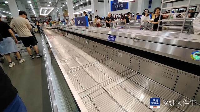 货架一扫而空！“桦加沙”将袭，深圳市民紧急囤菜！网友：推车都找不到了